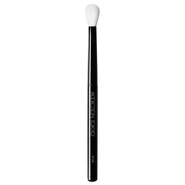 THE EYESHADOW BRUSH B 03