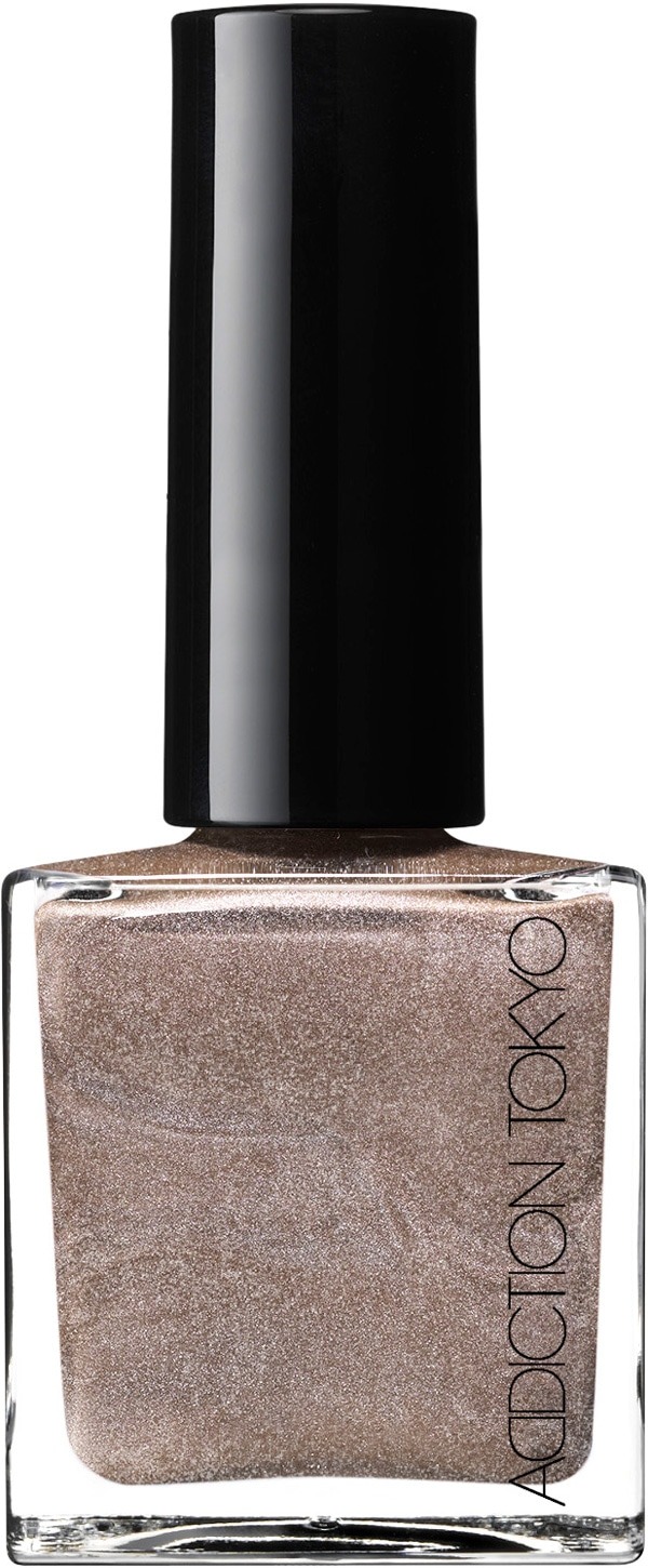 THE NAIL POLISH + “UNKNOWN FAMILIAR”